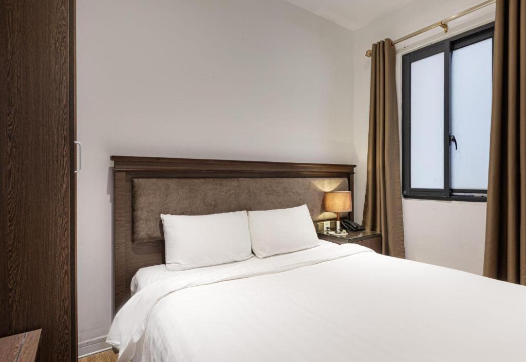 Tryst Hotel - 71 Nguyen Truong To