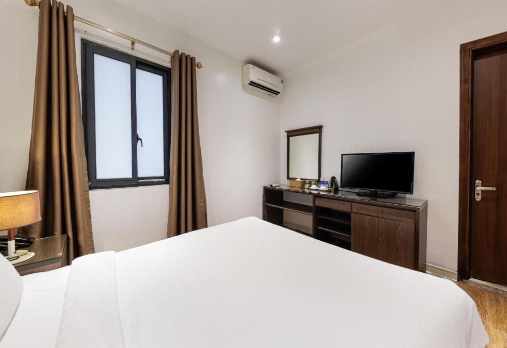 Tryst Hotel - 71 Nguyen Truong To