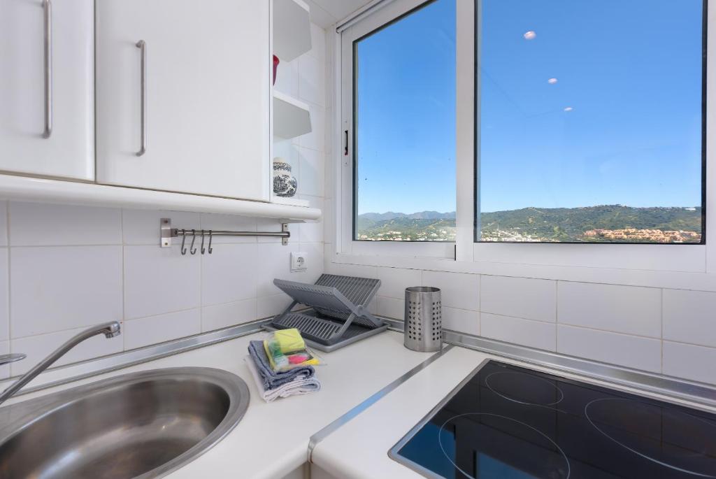 Wonderful apartment in Marbella Enjoy the fantastic views 3