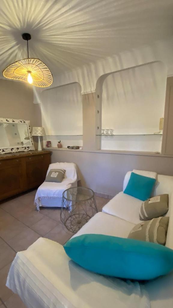 ZEN et COSY, CALME ABSOLU parking privé jardin,ideal proche de Cannes 2