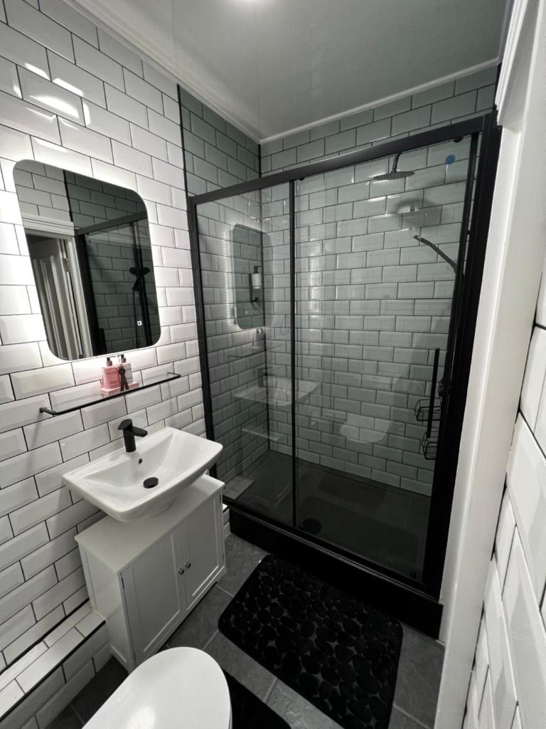 Amani Apartments - Glasgow City Centre 4