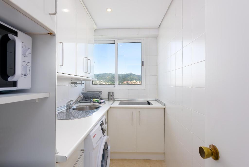 Wonderful apartment in Marbella Enjoy the fantastic views 5