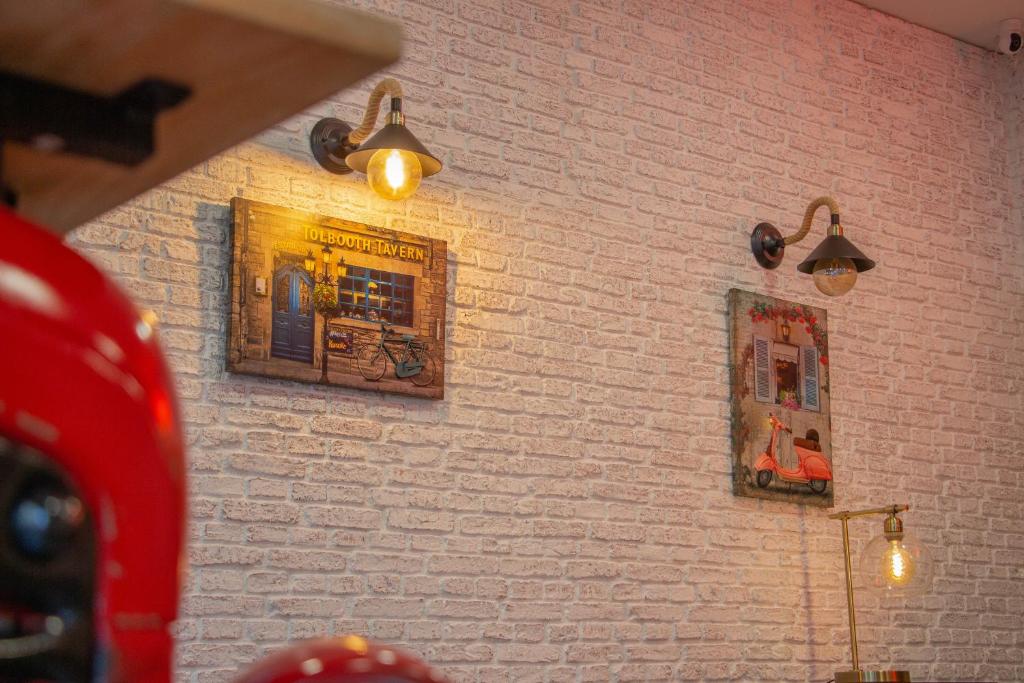 Magnolia Suites & Stays 8