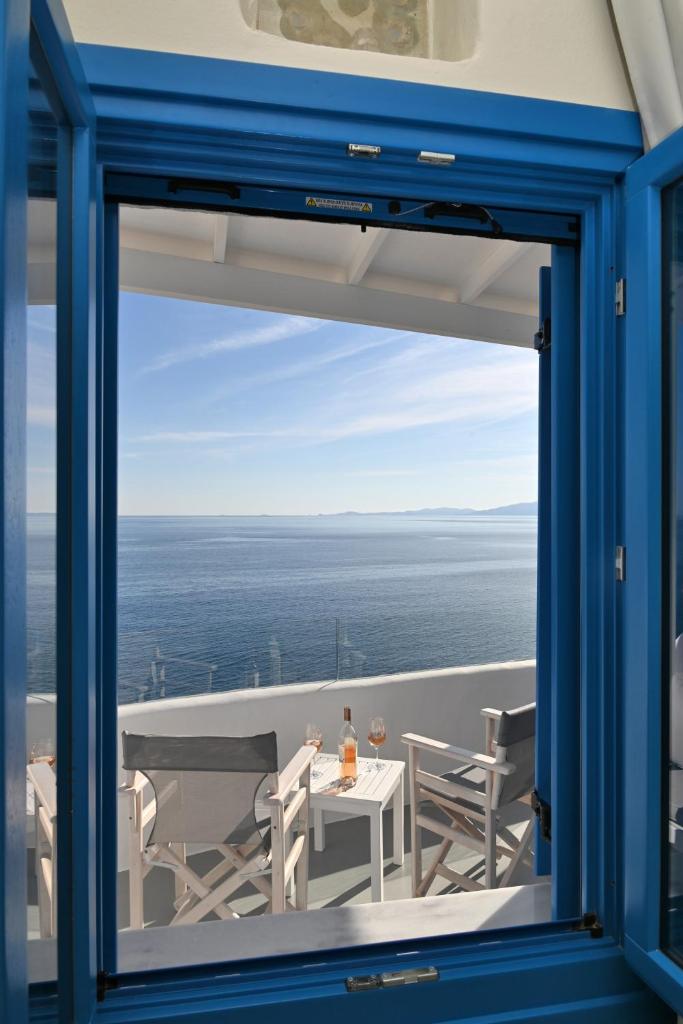 Dreamview Tinos 4