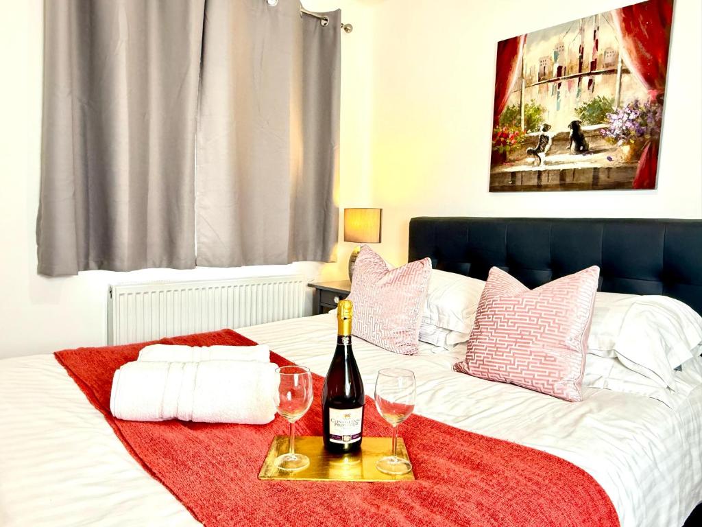 Walnut Flats-F5, Stylish 1-Bedroom - Parking, Netflix, WIFI - Close to Oxford, Bicester & Blenheim Palace 7