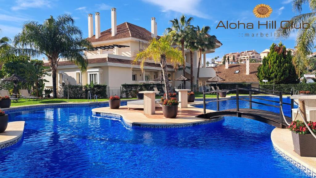 Aloha Hill Club 5