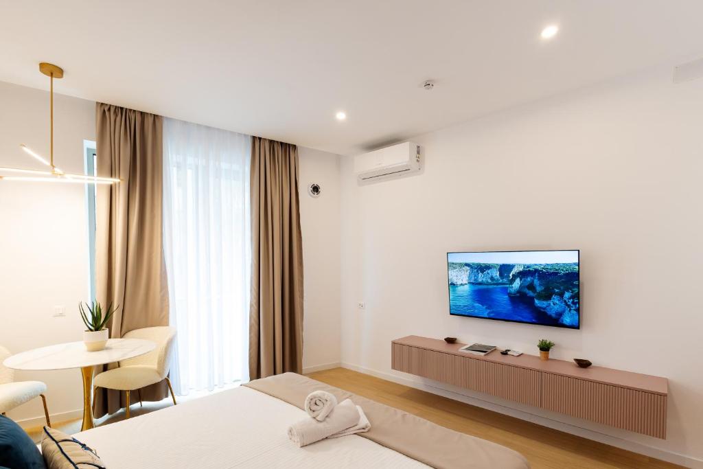 Central Suites 4
