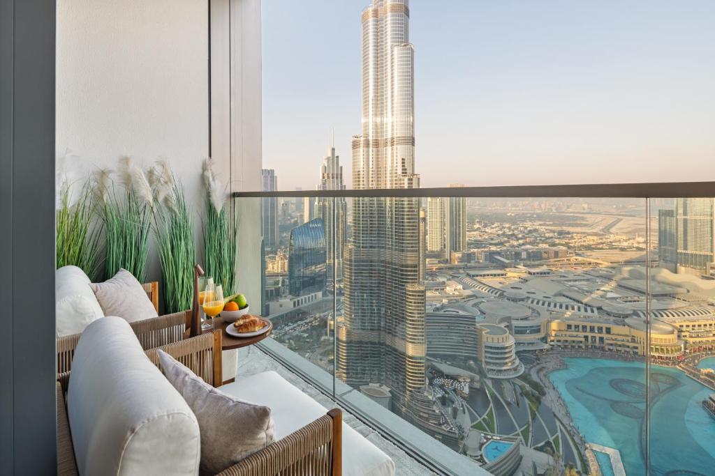 Bella Elite Homes at Grande Signature Full Burj Khalifa and Foutain View - Brand New Luxury Apartment