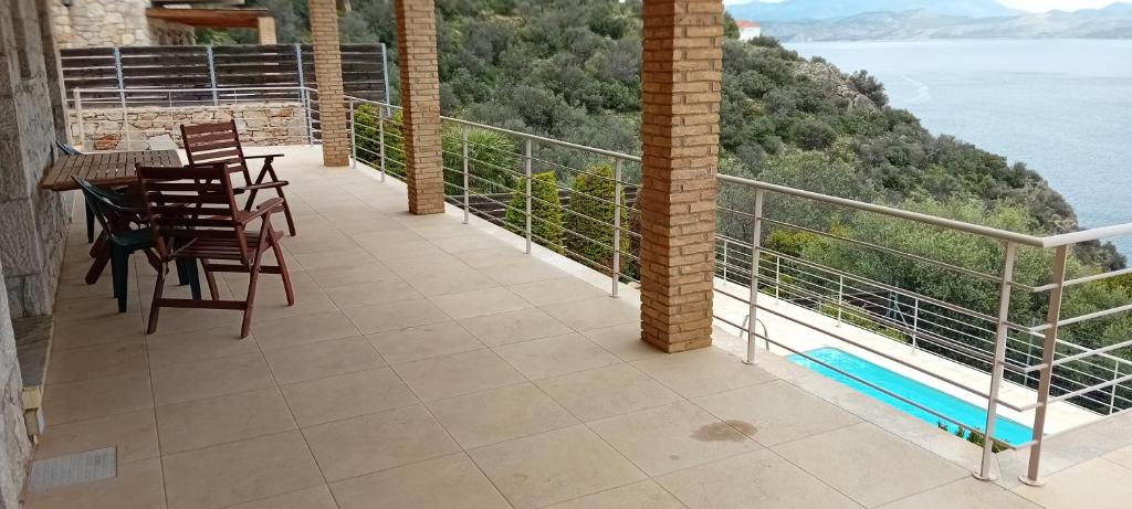 Sea View House Kiveri 4
