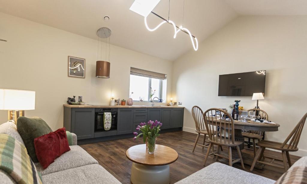 Castlestone Holiday Cottages & Townhouses 3