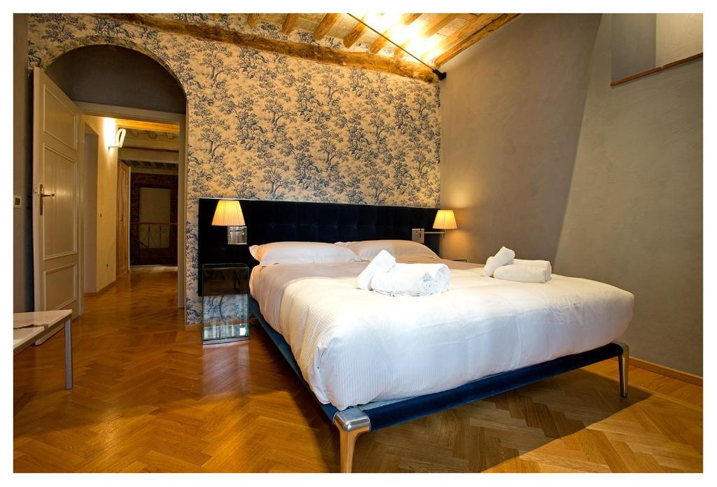Suites della Colonna, Luxury and comfort in the heart of Lucca 3