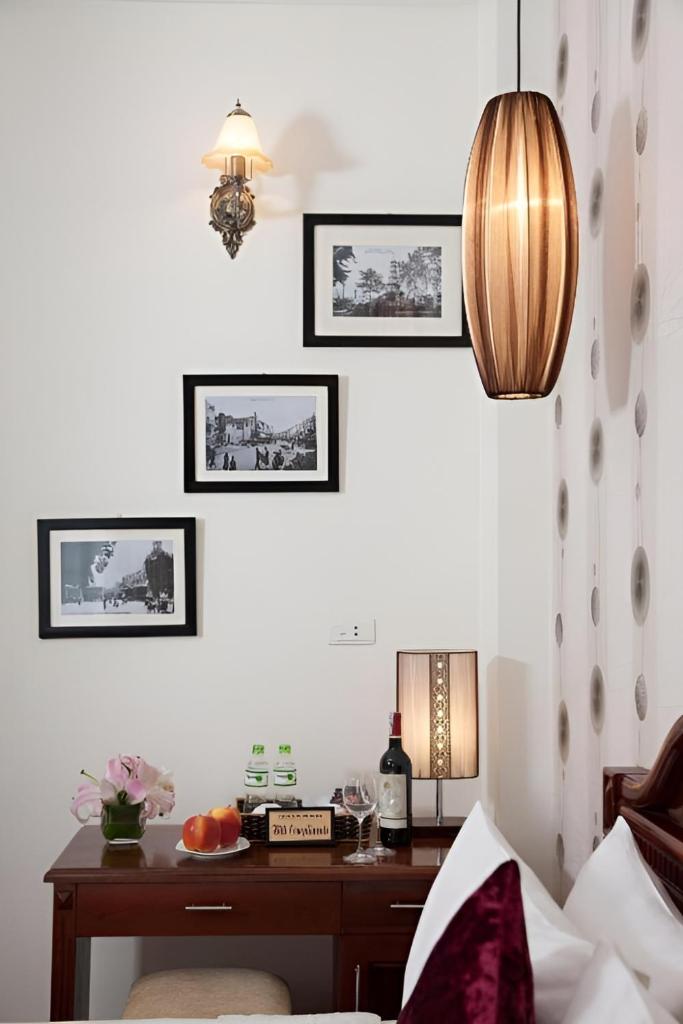 Hanoi Golden Moon Hotel & Travel