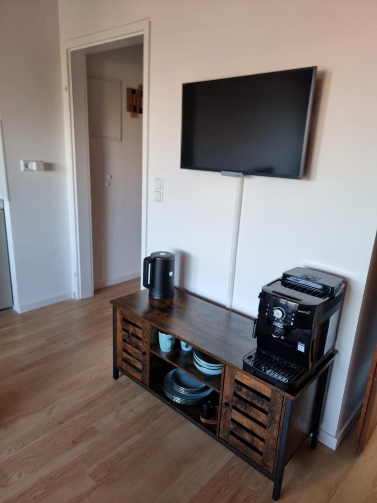 Cozy 1 room apartment close to University 5