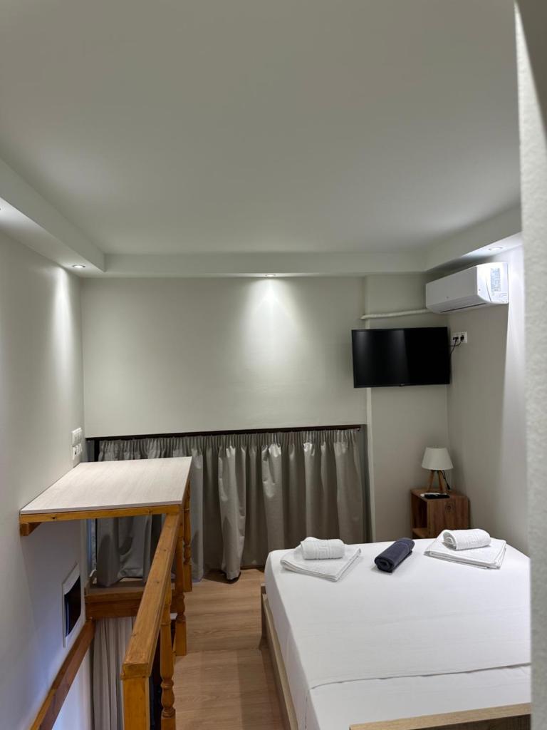 Q Apartments Kotsela, Corfu Town 6