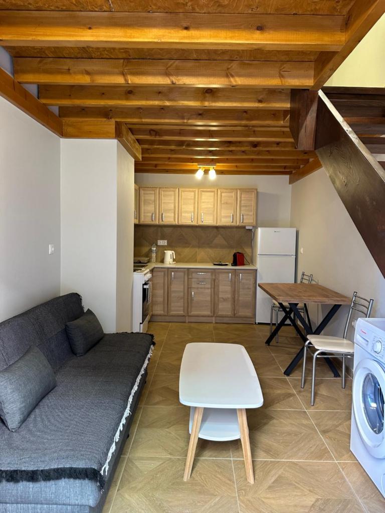 Q Apartments Kotsela, Corfu Town 4