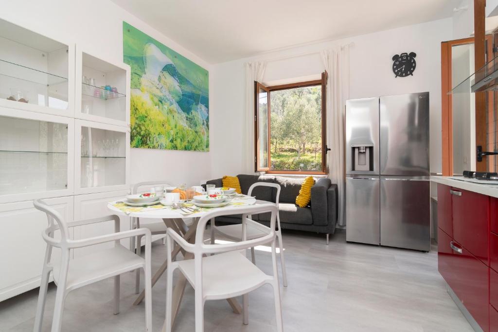 Breathtaking Sea View Apartment on Sorrento Coast with Sunset Terrace & Parking 4