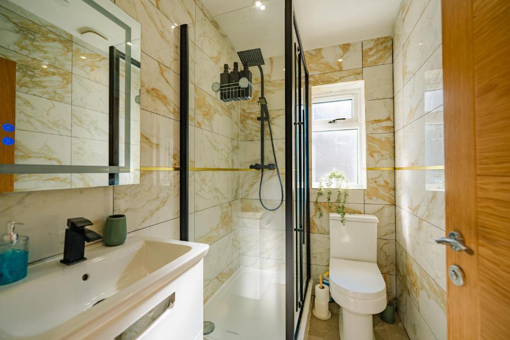 Luxury Apartments in Cardiff City Centre 8