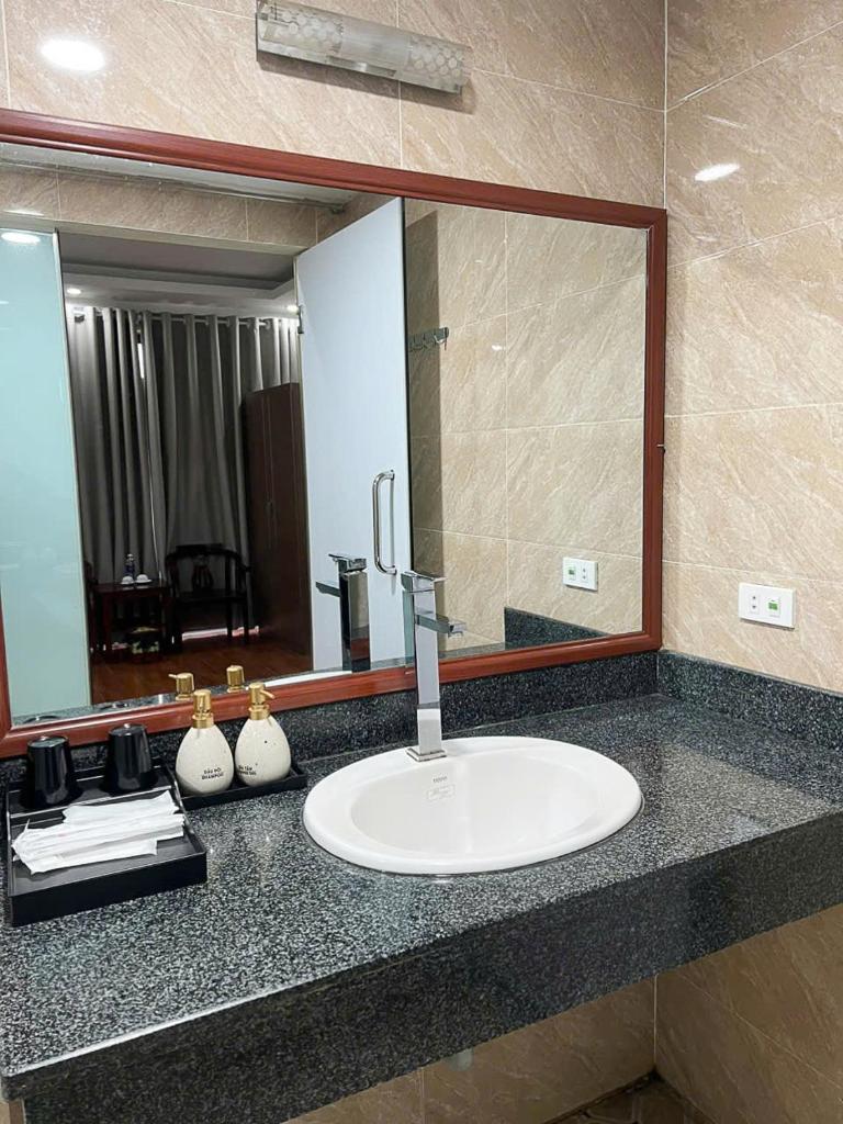 Family Airport Hotel - Travel