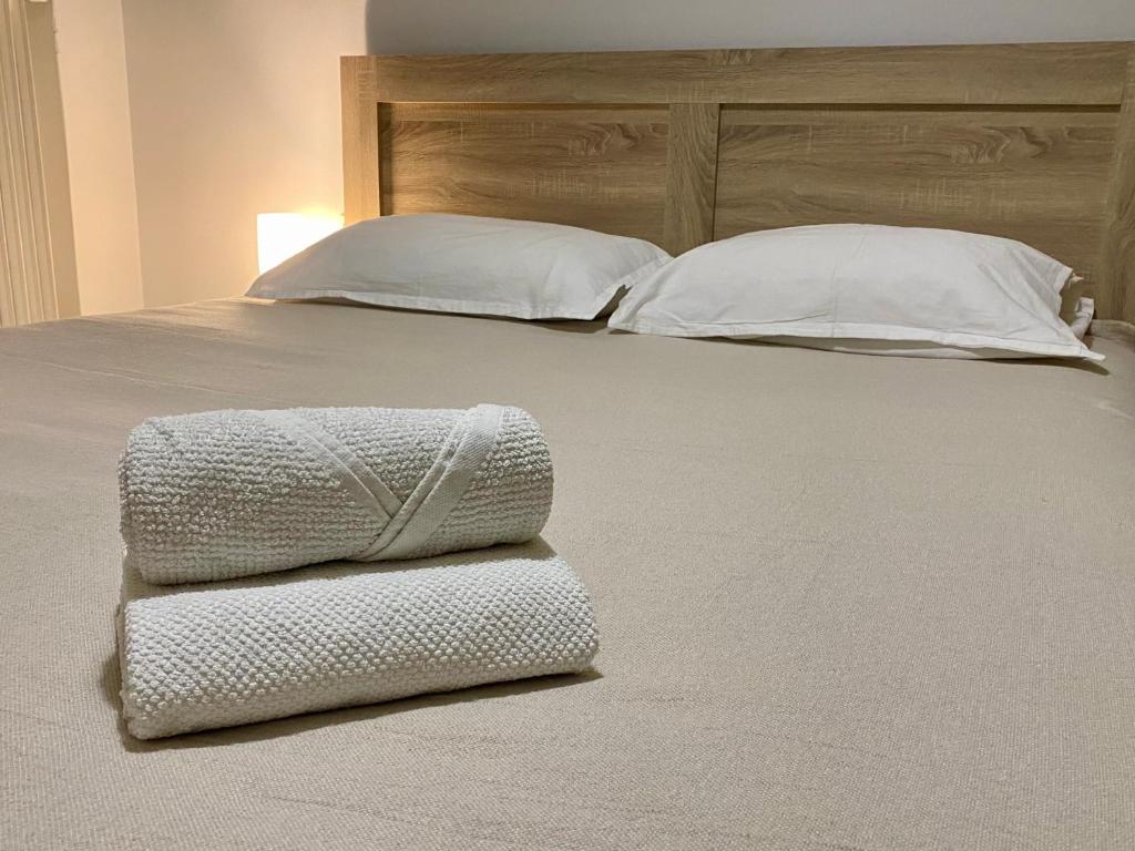 Cozy & Connected, Walk to Culture, Metro in Minutes 7