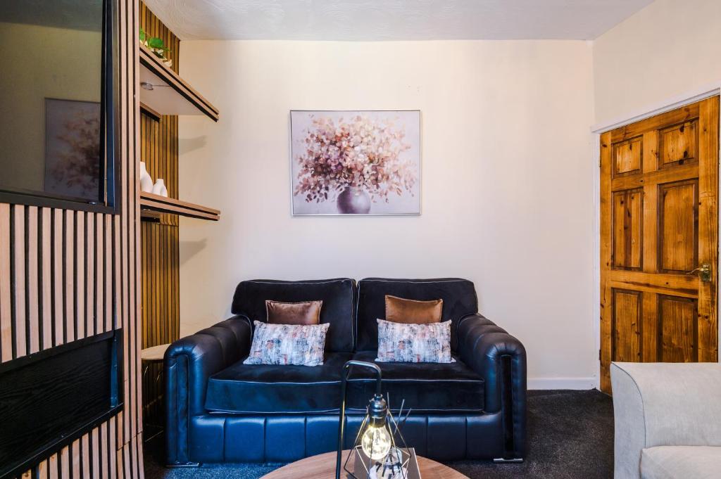 Cosy 3BR Family Home Near Coop Live and Etihad Stadium - Free Parking! 5