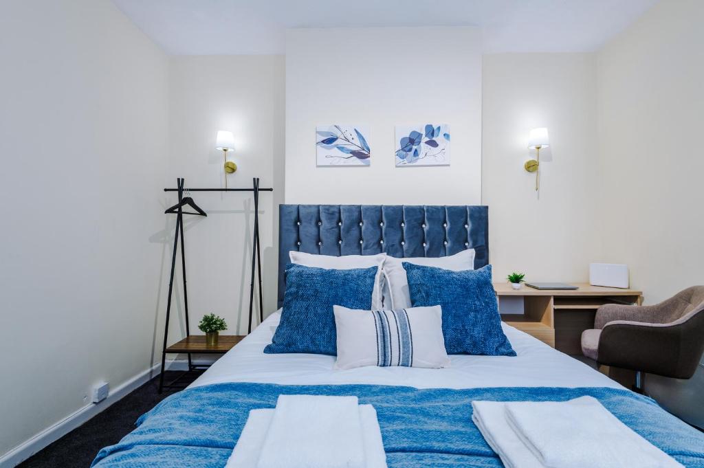 Cosy 3BR Family Home Near Coop Live and Etihad Stadium - Free Parking! 7