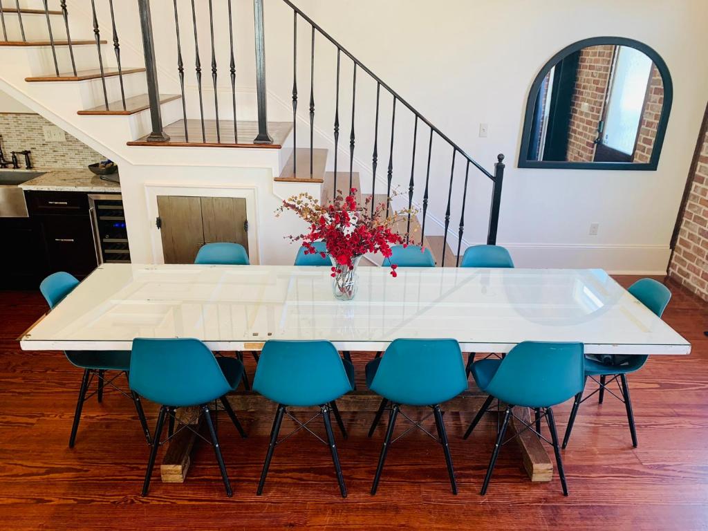 Charming Creole Cottage 2 Blocks Across Rampart St from French Quarter 3