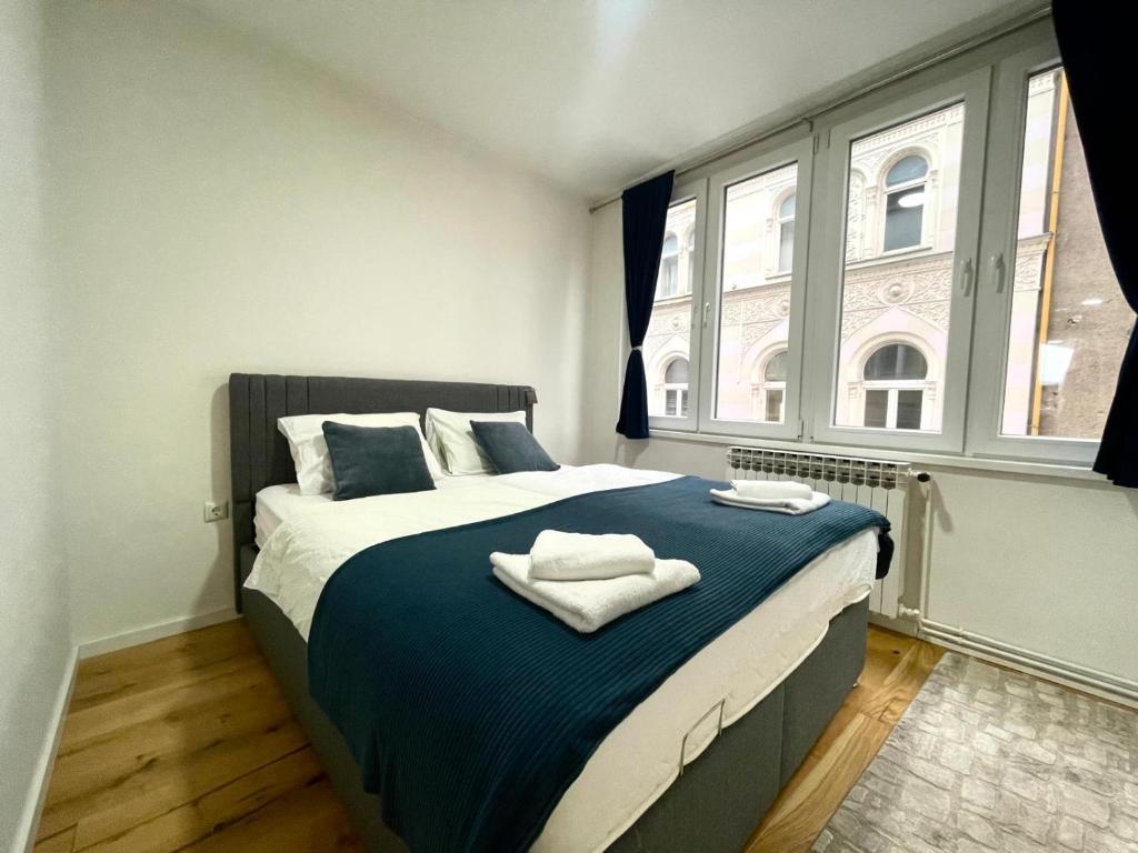 City Central Apartment - Everything Nearby 6