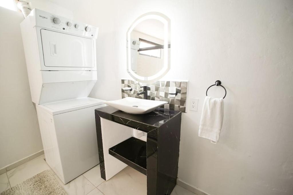 Casa Carolina Remodeled Home 3