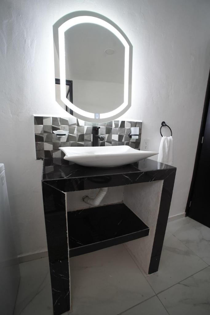 Casa Carolina Remodeled Home 8
