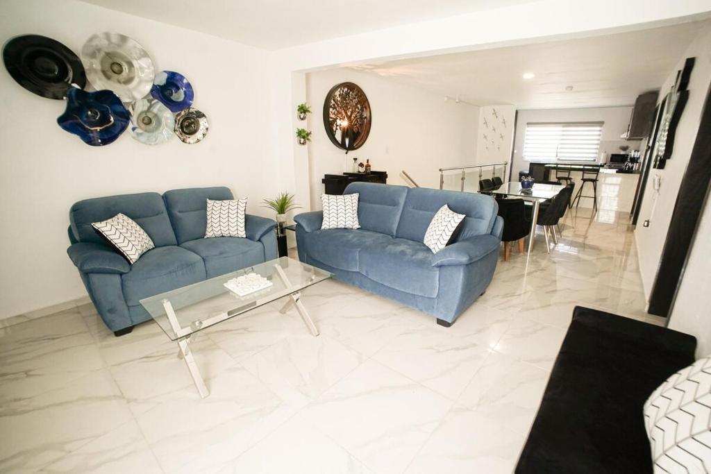 Casa Carolina Remodeled Home 1