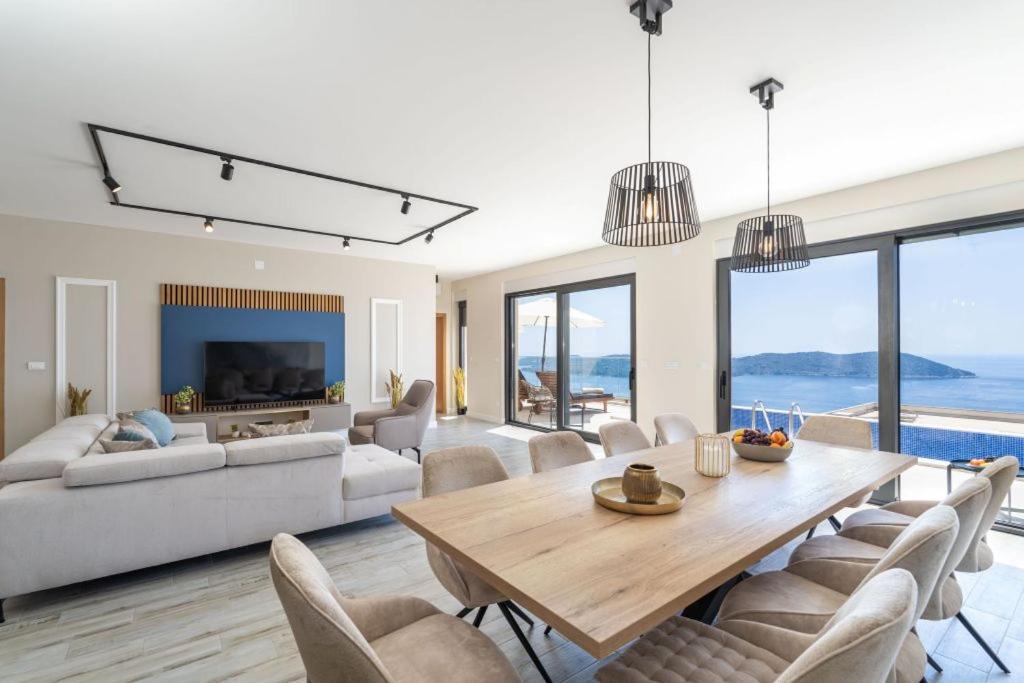 Green Horizon Sea Views Villa 7