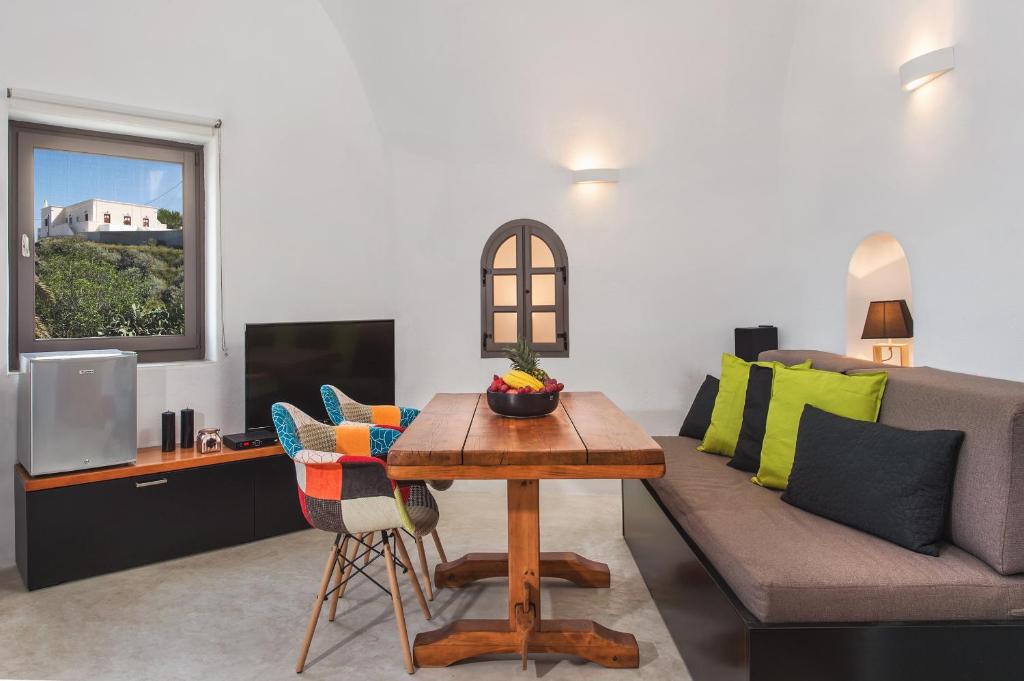 Old Vourvoulos Houses 7