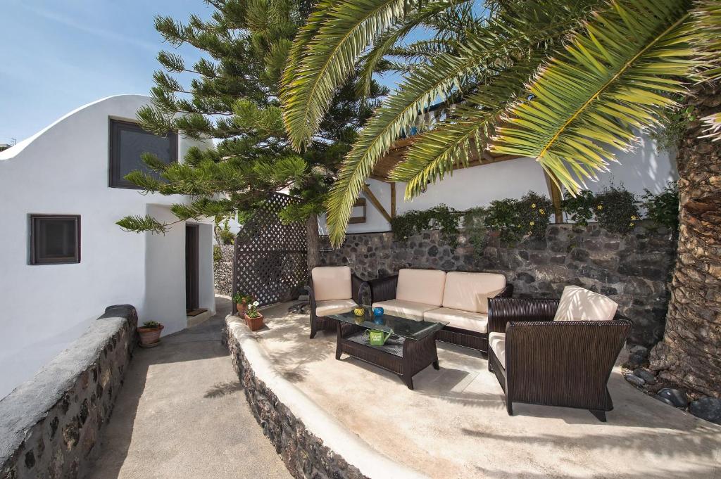 Old Vourvoulos Houses 5