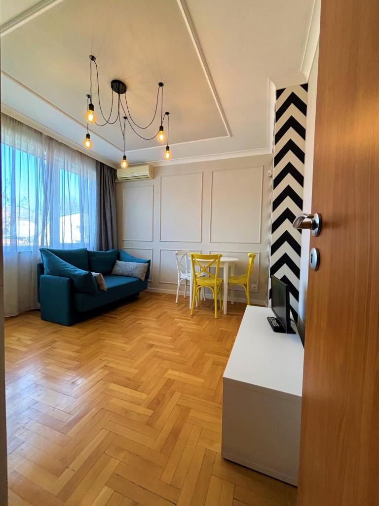 Dunav Apartment House 7