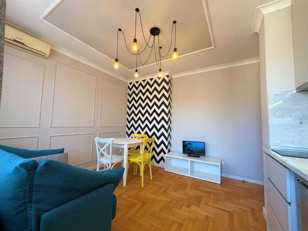 Dunav Apartment House 6