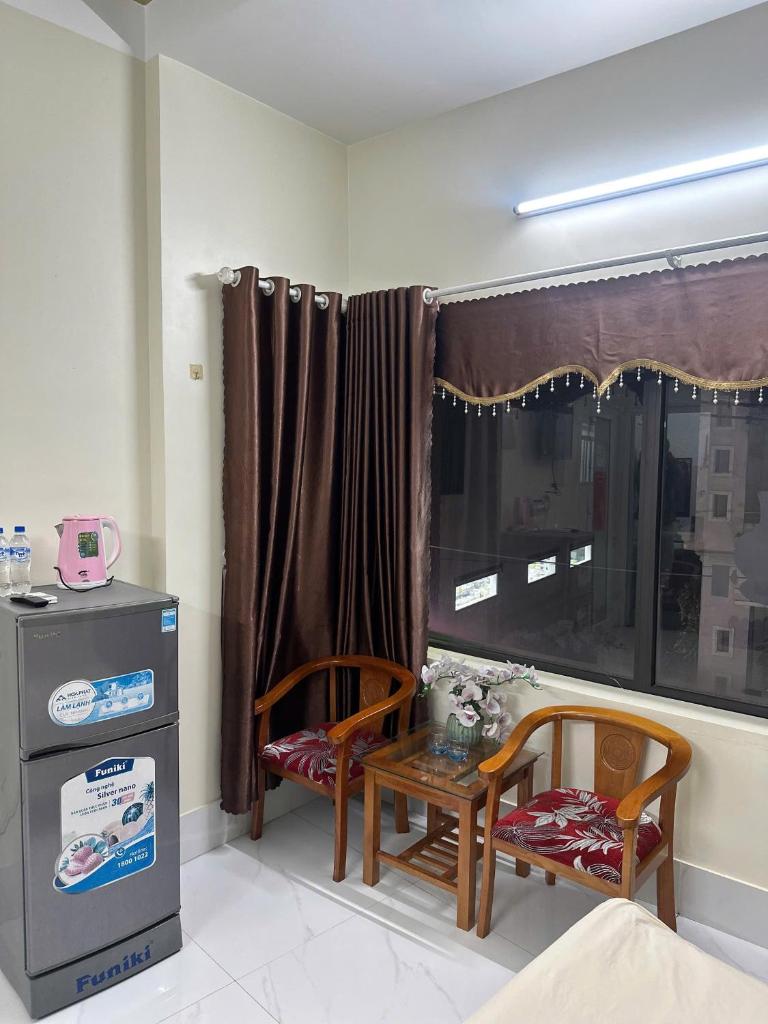 Khách sạn Trang Thư