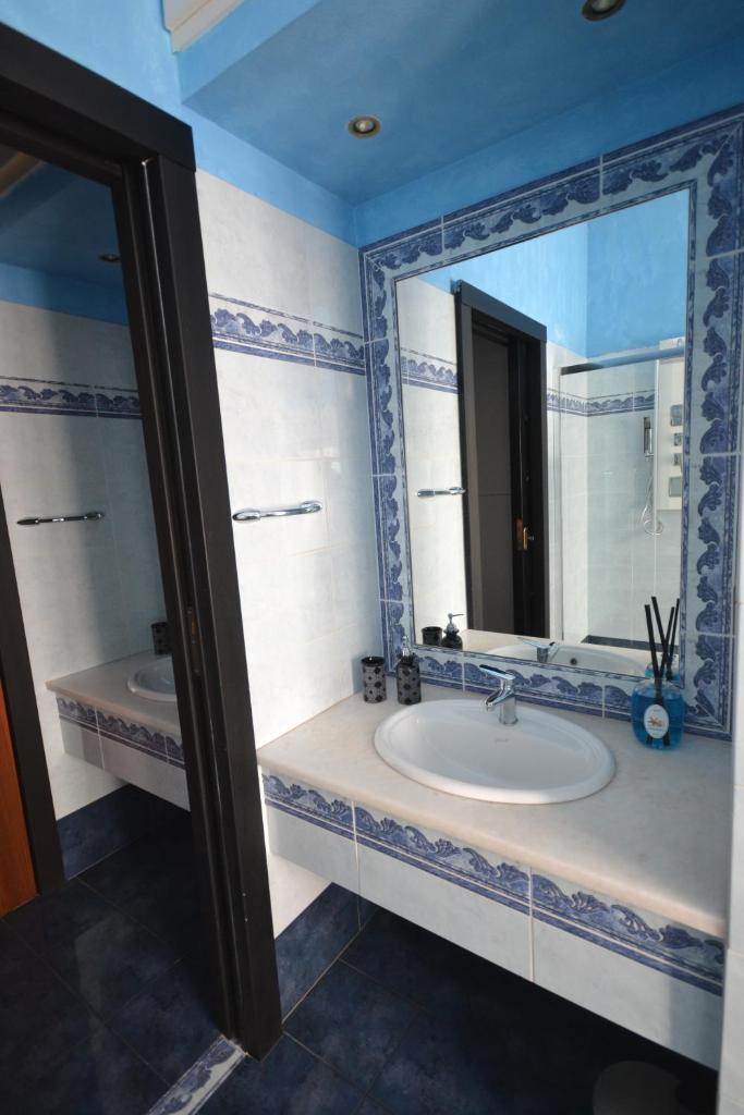 Samsara Casa indipendente, con giardino privato e box 8