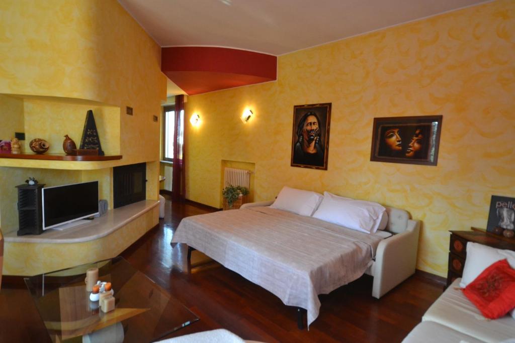 Samsara Casa indipendente, con giardino privato e box 2