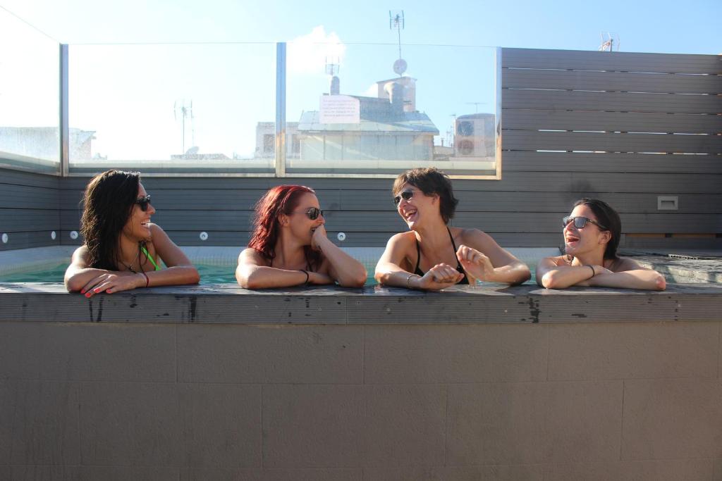 Sant Jordi Hostels Rock Palace Image