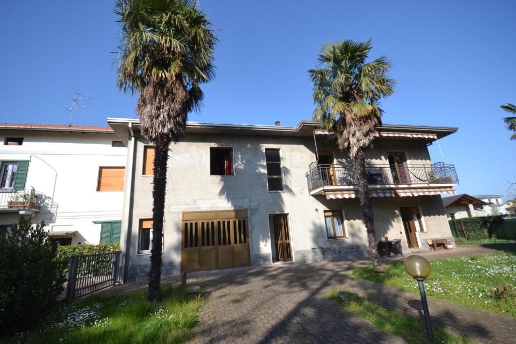 Samsara Casa indipendente, con giardino privato e box 6