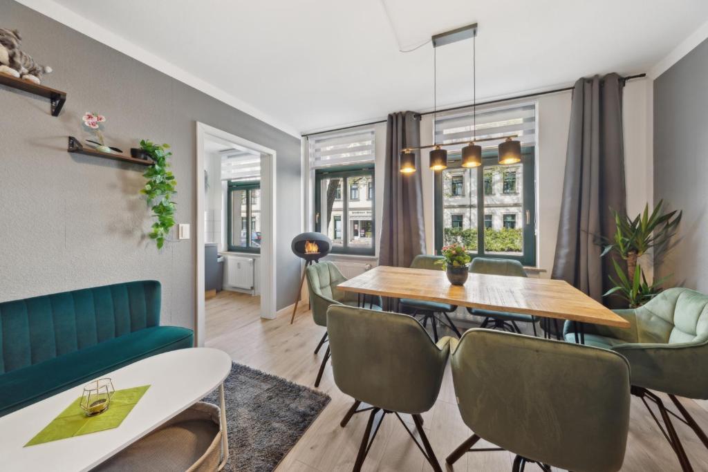 DresdenStay gemütlich und modern mit Kamin und PS4 1