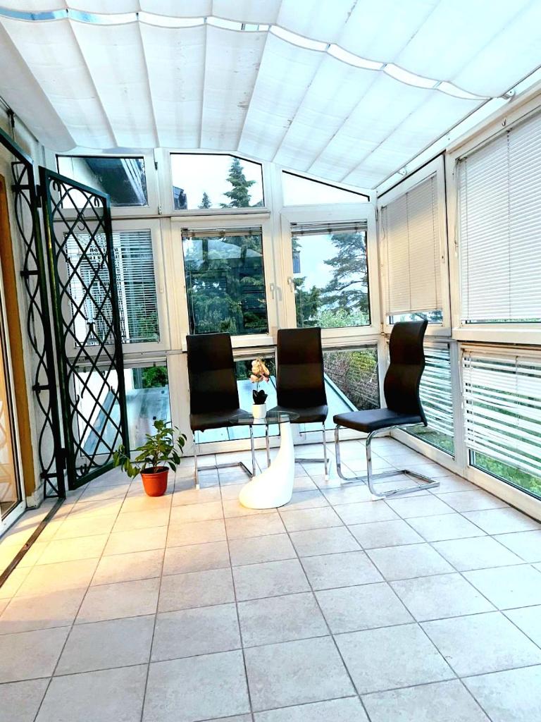 3 Zimmer in Linz - free parking - self check in 5