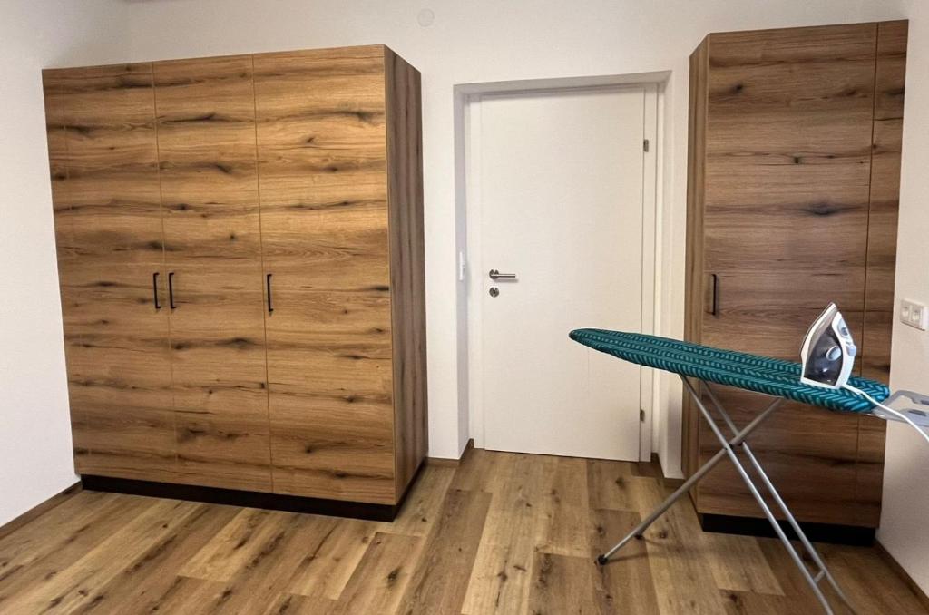Luxury Sedda Bed, Nespresso, Netflix 8