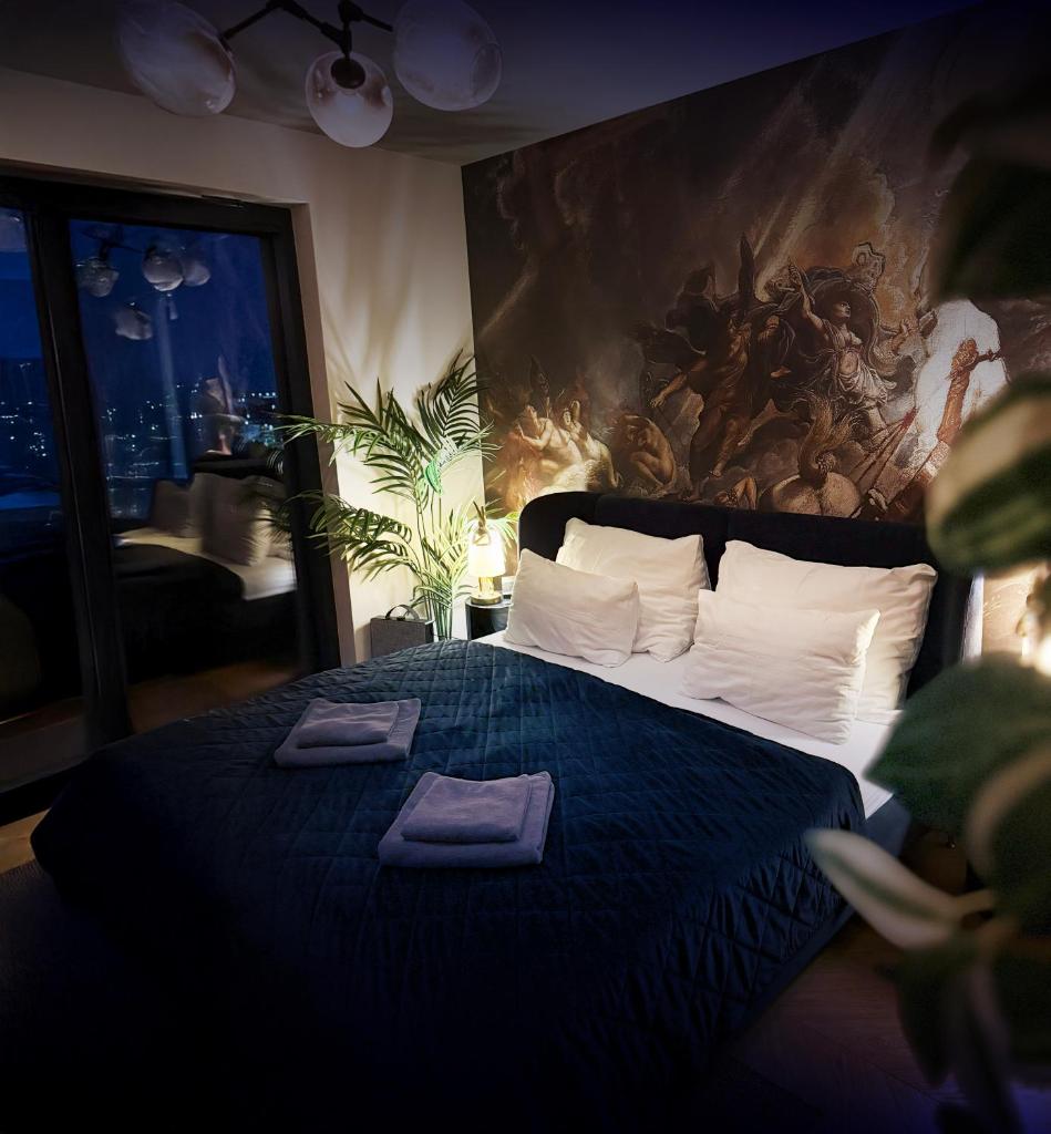 Skyline elegance with free parking 6