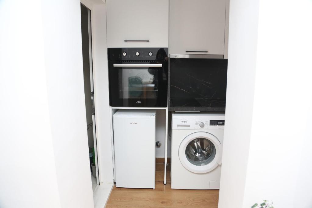 Orchide Apartaments Mine Peza 8