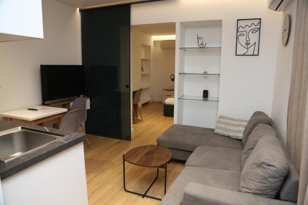 Orchide Apartaments Mine Peza 3