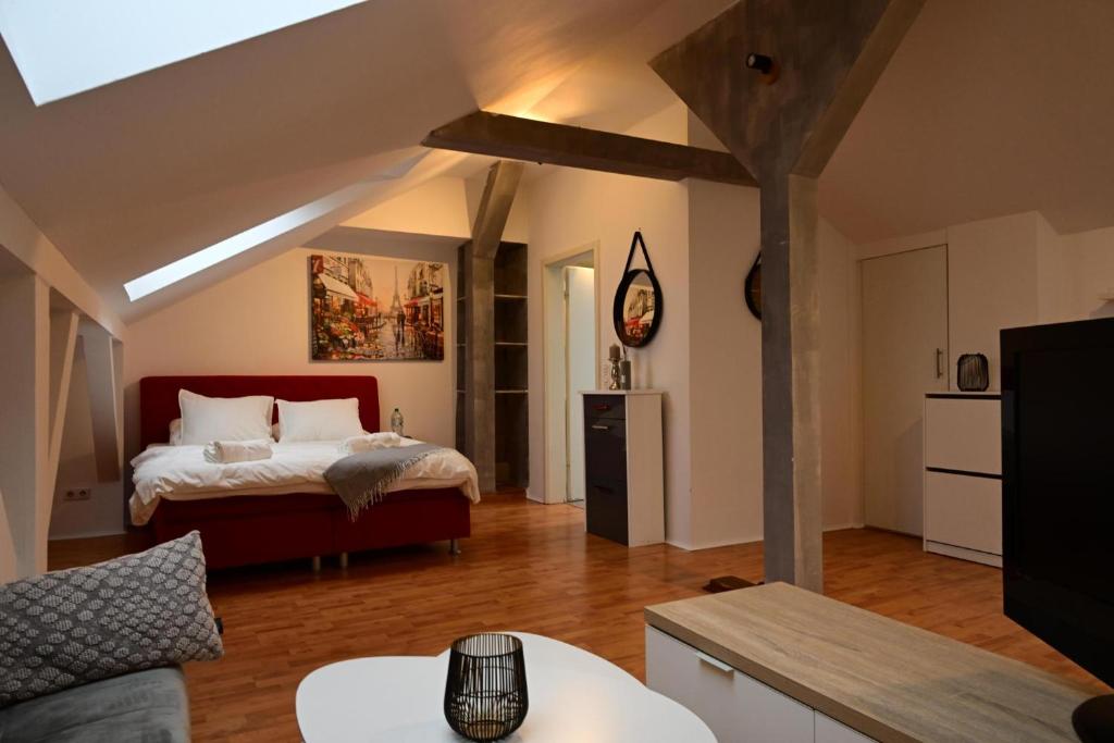 Loftstyle Wohnung in Wiesbaden 1