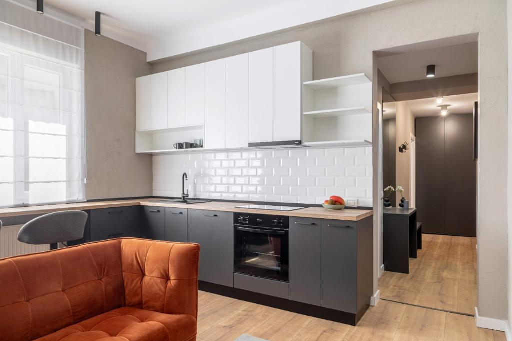 Urban 1BR Loft Residences - Modern Comfort in Bucharest Center 4