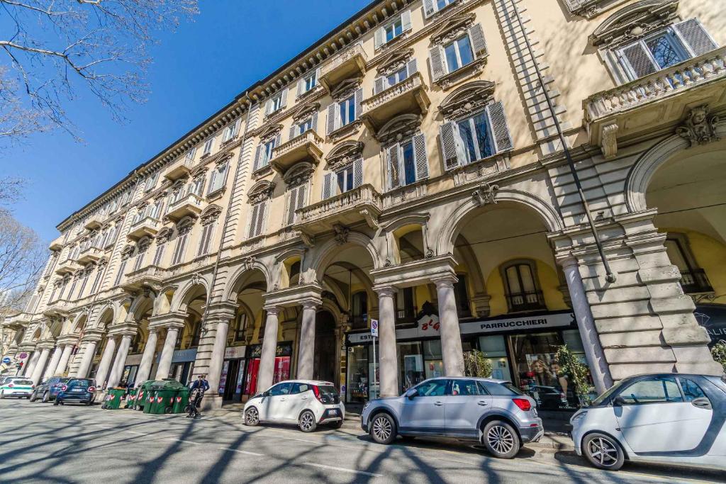 GuestHost-Elegant Studio x3- 600m from Porta Nuova 6