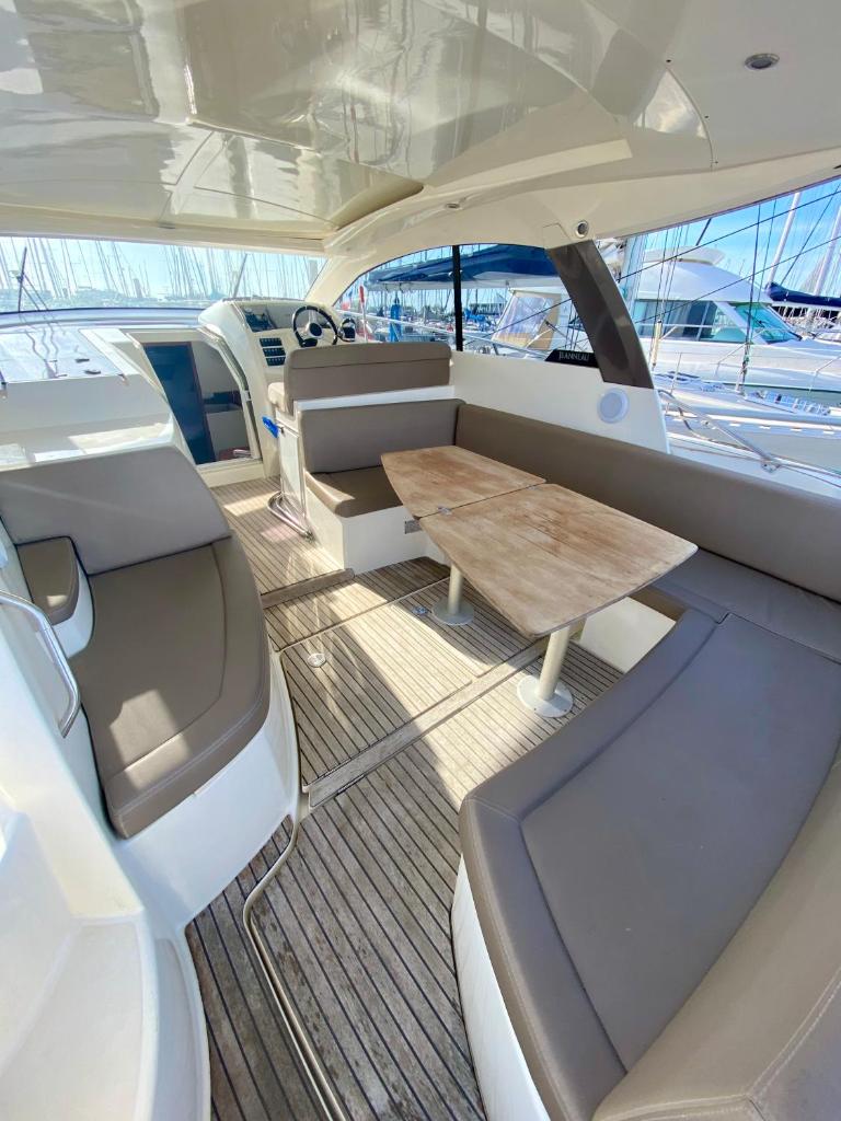Expérience maritime sur un Yacht à La Rochelle - BOAT PARADISE LA ROCHELLE